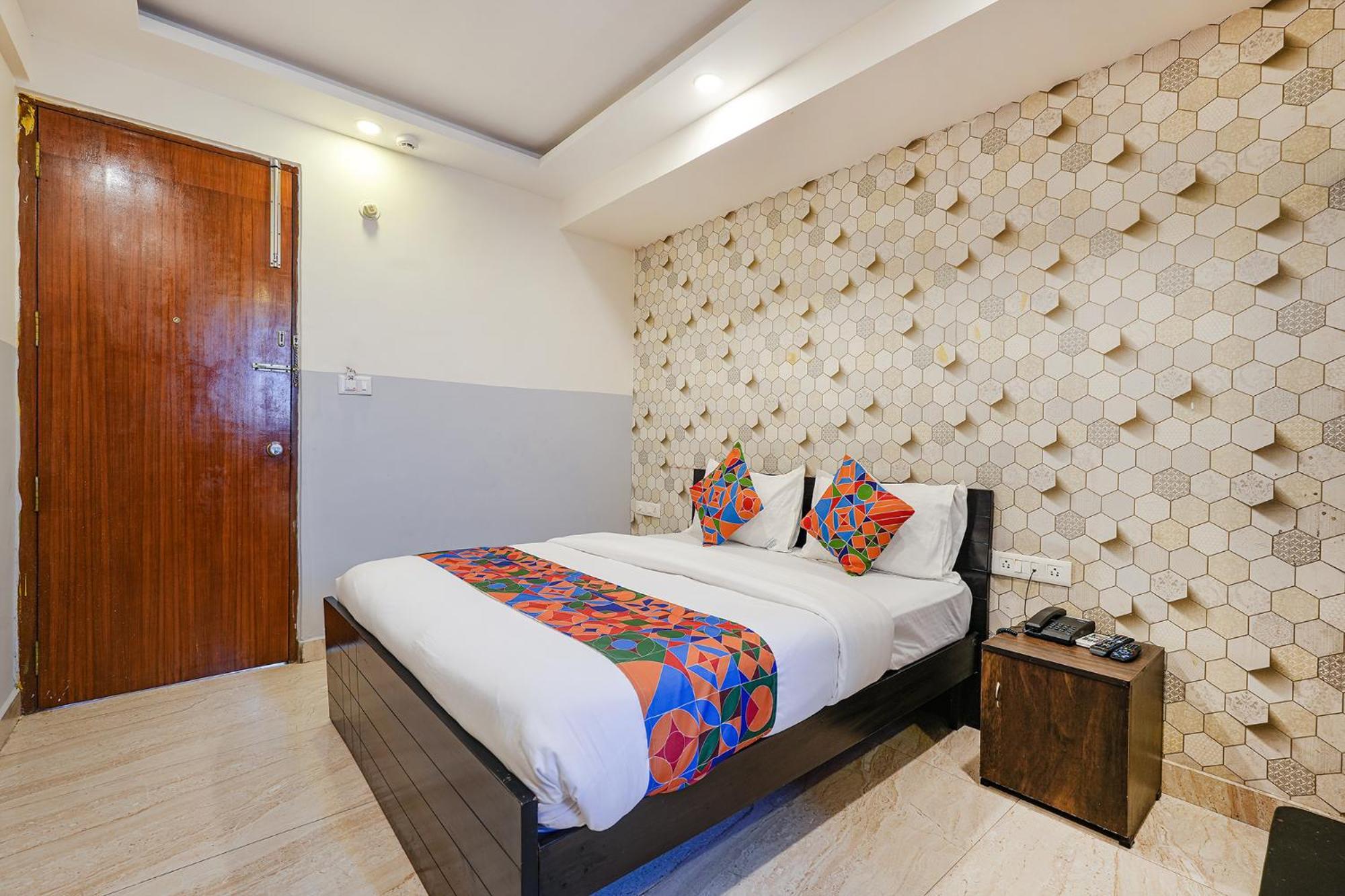 Fabexpress 24 Plus - Nr Sagar Hospital Bangalore Eksteriør bilde